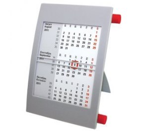 Календарь настольный на 2 года; серый с красным