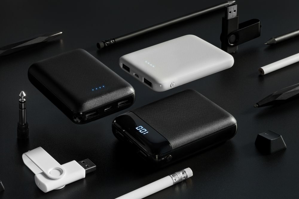 Внешний аккумулятор Uniscend Full Feel 10000 mAh с индикатором, белый