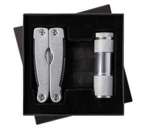  Handmaster:   , 