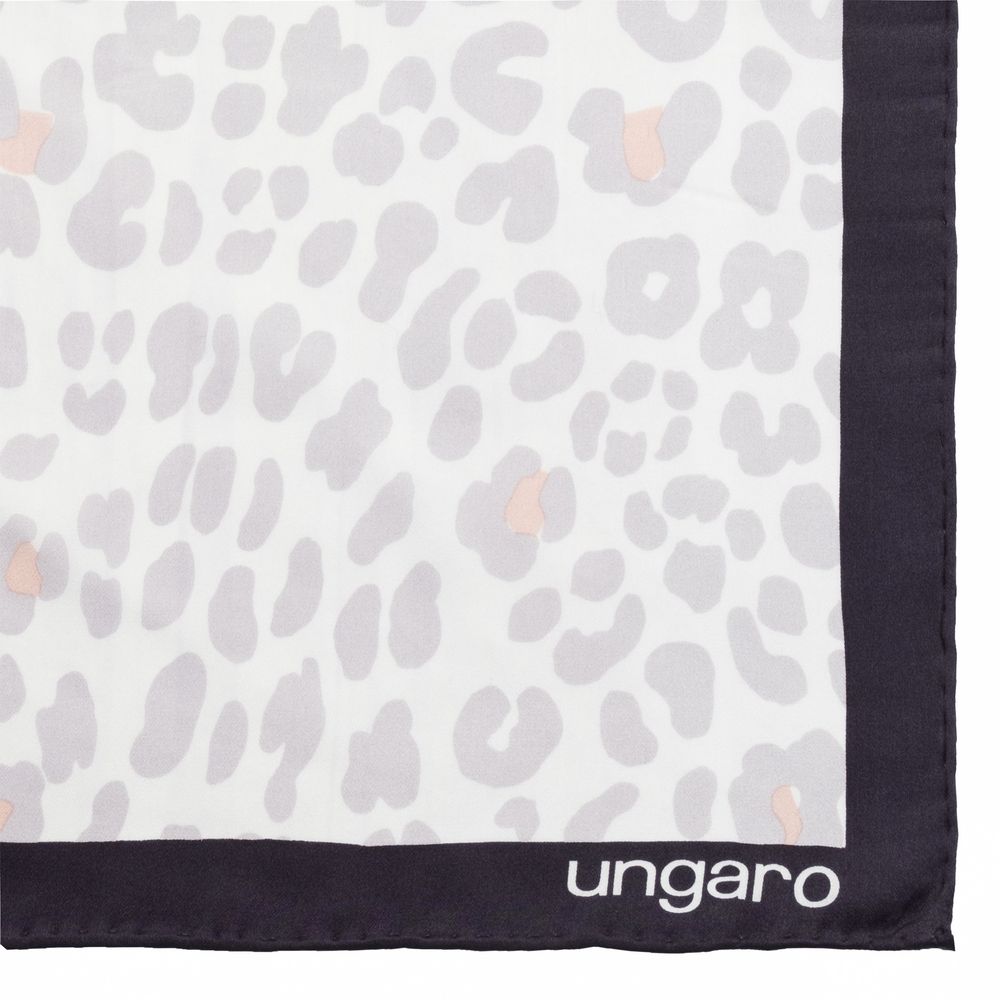  Leopardo Silk, 